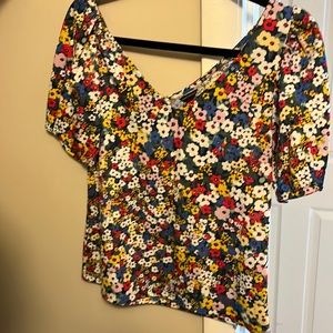 Ann Taylor floral V-neck, short sleeve shirt